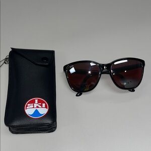 SUNCLOUD Black and Red Sunglasses with case